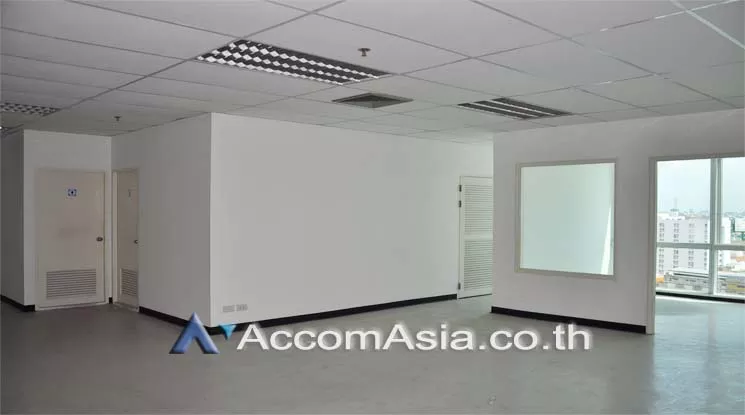 10  Office Space For Rent in Pattanakarn ,Bangkok ARL Ramkhamhaeng at UM Tower AA11808